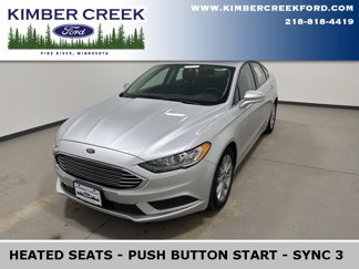 Used 2017 Ford Fusion SE w/ Fusion SE Technology Package image 1
