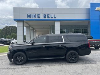 Used 2017 Chevrolet Suburban LT w/ Luxury Package image 1