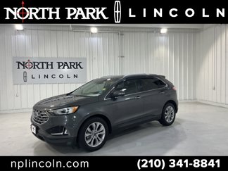 Used 2019 Ford Edge Titanium image 1