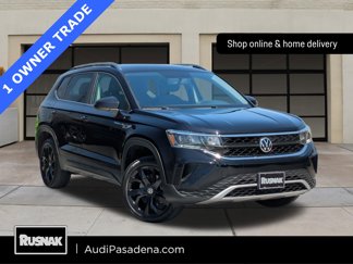 Used 2022 Volkswagen Taos SE image 1