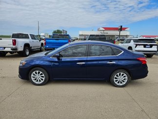 Used 2019 Nissan Sentra SV image 1