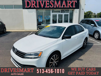 Used 2016 Volkswagen Jetta SE image 1