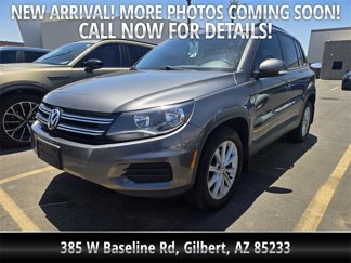 Used 2017 Volkswagen Tiguan Limited w/ Premium Package image 1