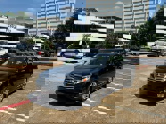 Used 2011 Toyota Avalon Limited image 1