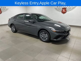 New 2025 Hyundai Elantra Blue image 1