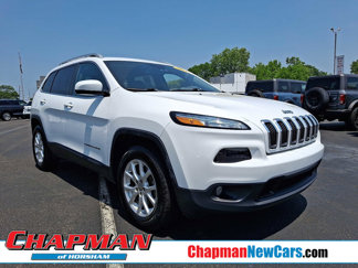 Used 2018 Jeep Cherokee Latitude Plus w/ Cold Weather Group image 1