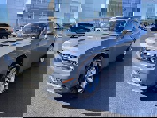 Used 2023 Dodge Challenger SXT image 1