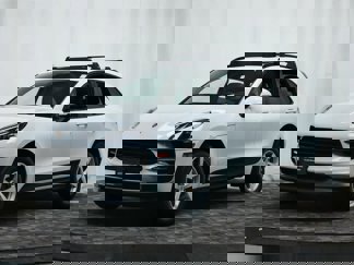 Certified 2019 Porsche Macan image 1