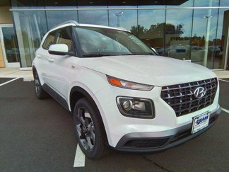New 2025 Hyundai Venue SEL image 1