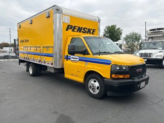 Used 2018 GMC Savana 4500 w/ Driver Convenience Package image 1