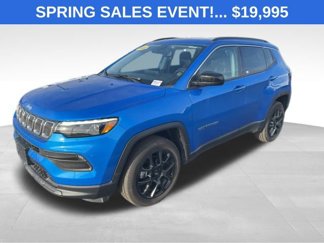 Used 2022 Jeep Compass Latitude w/ Sun and Sound Group image 1