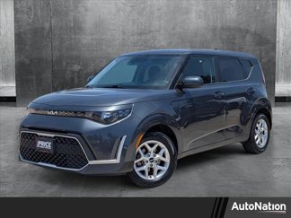Used 2023 Kia Soul LX w/ LX Technology Package image 1