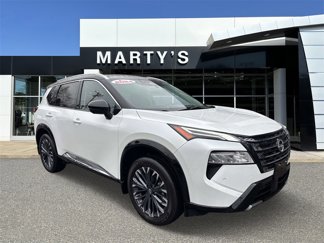 Used 2024 Nissan Rogue Platinum w/ Platinum Premium Package image 1