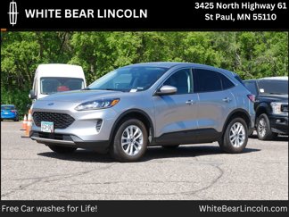 Used 2021 Ford Escape SE image 1
