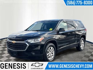 Used 2021 Chevrolet Traverse LS image 1