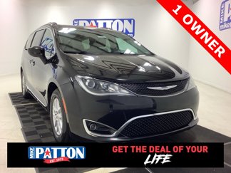 Used 2020 Chrysler Pacifica Touring-L image 1