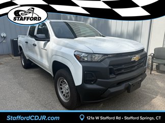 Used 2024 Chevrolet Colorado W/T w/ WT Convenience Package II image 1