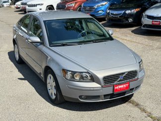 Used 2004 Volvo S40 2.4i image 1