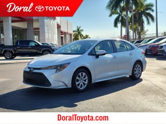 Used 2022 Toyota Corolla LE image 1