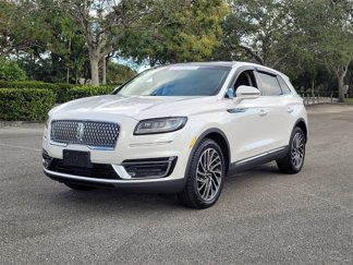 Used 2019 Lincoln Nautilus Reserve image 1