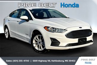 Used 2019 Ford Fusion SE video 1