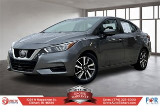 Used 2021 Nissan Versa SV image 1