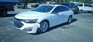 Used 2018 Chevrolet Malibu LT image 1