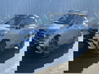Used 2025 Mercedes-Benz GLC 300 image 1