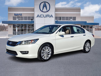 Used 2015 Honda Accord Touring image 1