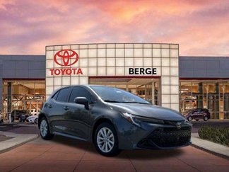 New 2025 Toyota Corolla SE image 1