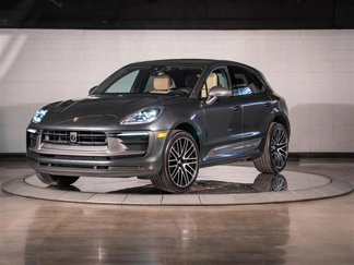 Used 2025 Porsche Macan Turbo image 1