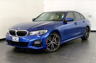 Used 2022 BMW 330e w/ M Sport Package image 1