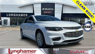 Used 2017 Chevrolet Malibu LT w/ Leather Package image 1