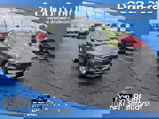 Used 2022 Ford Escape SE w/ Convenience Package image 1