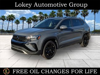 Certified 2023 Volkswagen Taos SE w/ Panoramic Sunroof Package video 1