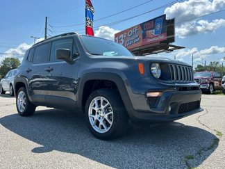 Used 2022 Jeep Renegade Latitude w/ Convenience Group image 1