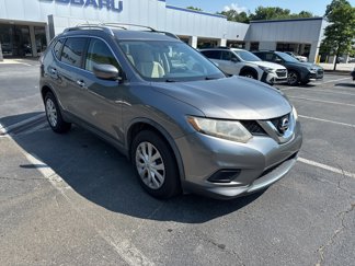 Used 2016 Nissan Rogue S w/ Appearance Package image 1