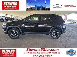 Used 2024 Jeep Compass Trailhawk image 1