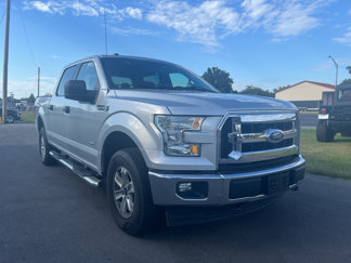 Used 2017 Ford F150 XLT image 1