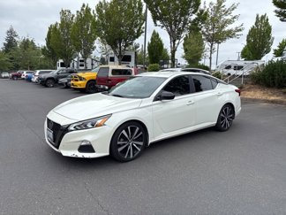 Used 2020 Nissan Altima 2.5 SR image 1