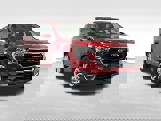 Used 2024 GMC Terrain SLE image 1