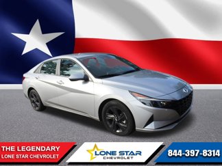 Used 2022 Hyundai Elantra SEL image 1