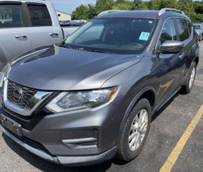 Used 2019 Nissan Rogue SV image 1