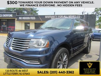 Used 2016 Lincoln Navigator Select image 1