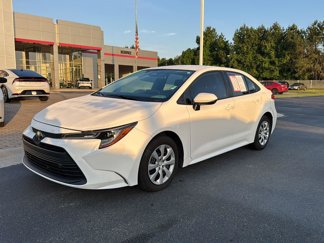 Used 2024 Toyota Corolla LE image 1