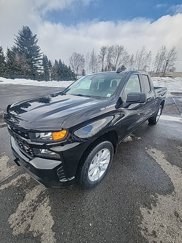Used 2021 Chevrolet Silverado 1500 Custom image 1