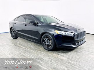 Used 2016 Ford Fusion SE image 1