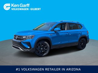Used 2022 Volkswagen Taos SE w/ Panoramic Sunroof Package image 1