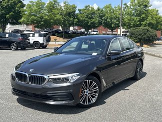 Used 2019 BMW 530e image 1