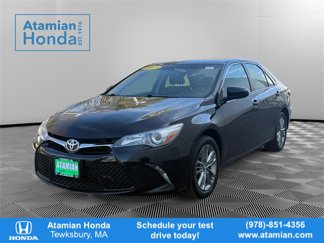 Used 2017 Toyota Camry SE image 1